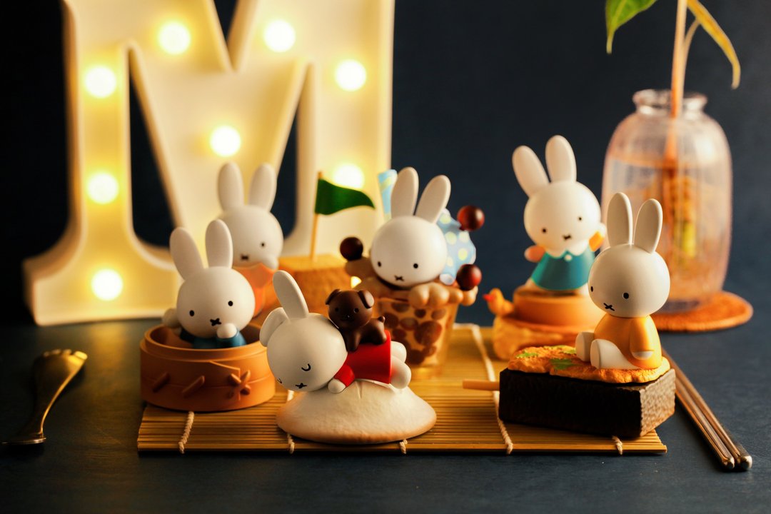 【Miffy】台湾美食X米飞大吃四方盒玩公仔 - 玩偶/公仔 - 塑料 