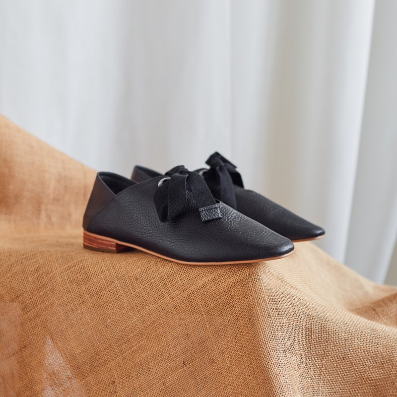 Black - IRIS Soft Loafers - 其他女款皮鞋 - 真皮 黑色