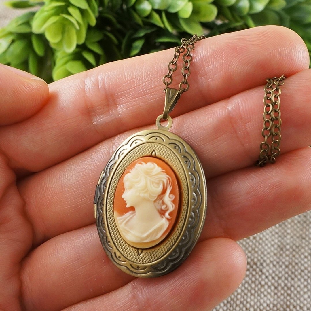 Ivory Fire Red Girl Lady Cameo Oval Locket Victorian Pendant Necklace Jewelry - 项链 - 其他材质 橘色