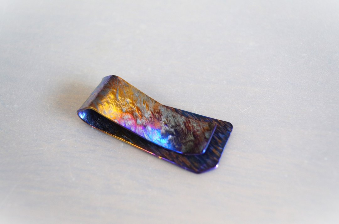 Titanium money clip・纯钛钱夹・蓝金背面木纹B・52mm - 皮夹/钱包 - 其他金属 多色