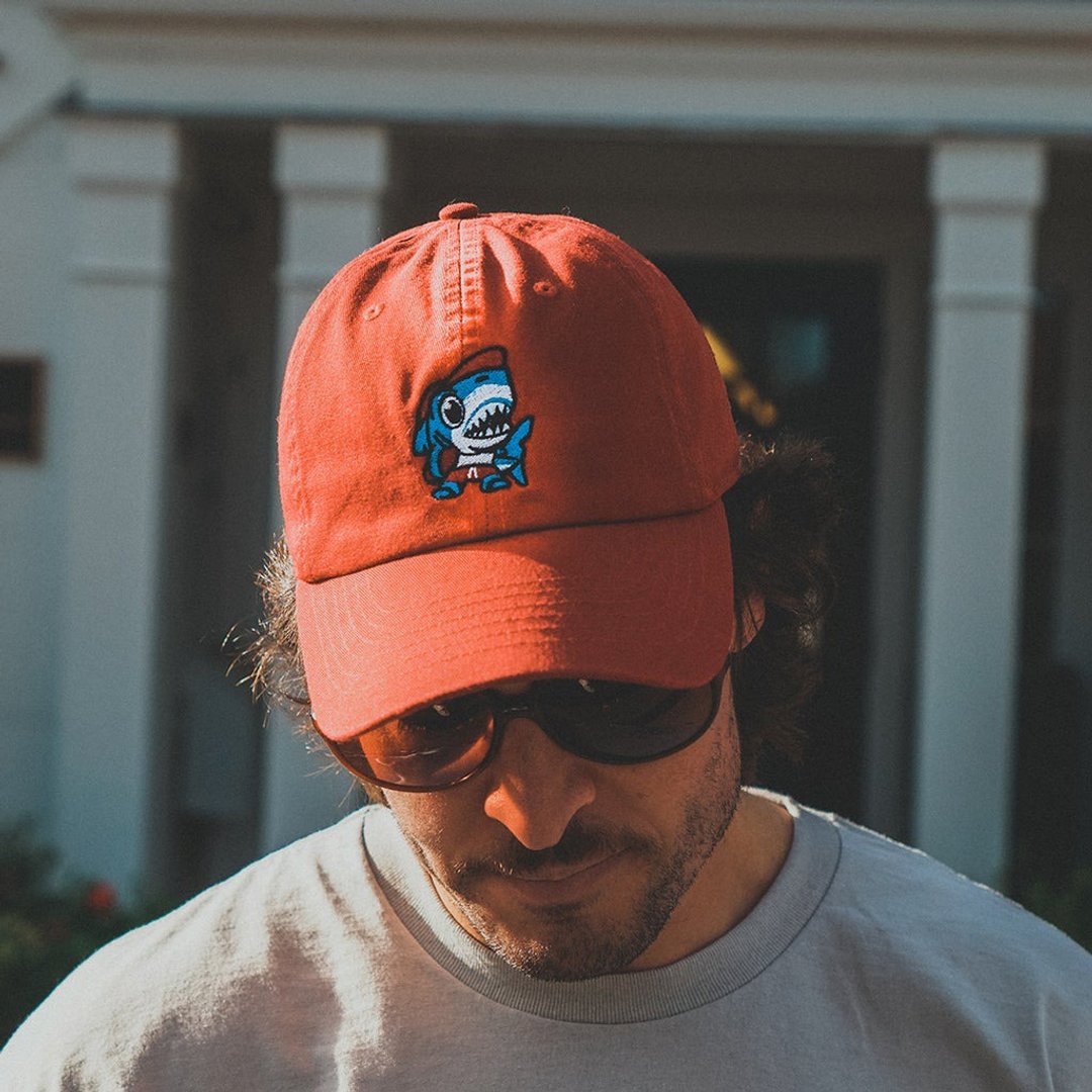 Cape Clasp 限量设计款鲨鱼老帽Champion Dad Cap - 帽子 - 棉 红色