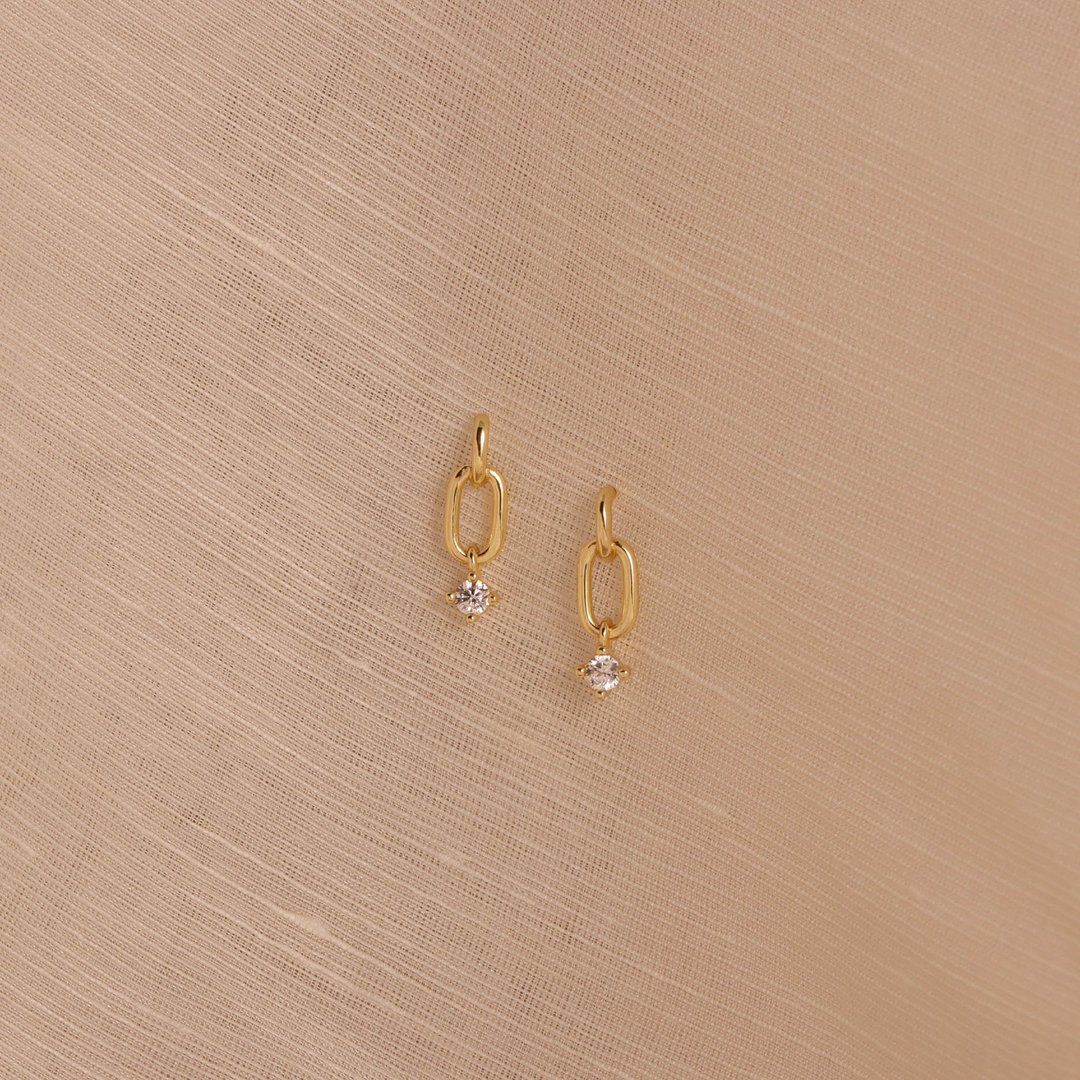 s925銀小眾輕奢高品質耳環耳釘 女生耳環 時尚簡約耳飾 通勤耳環 - 耳环/耳夹 - 银 金色
