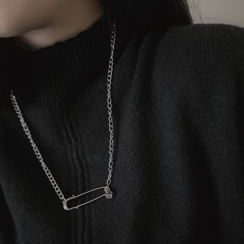 钛钢 别针造型毛衣链 胎毛项链 毛发纪念 - 婴儿饰品 - 水晶 