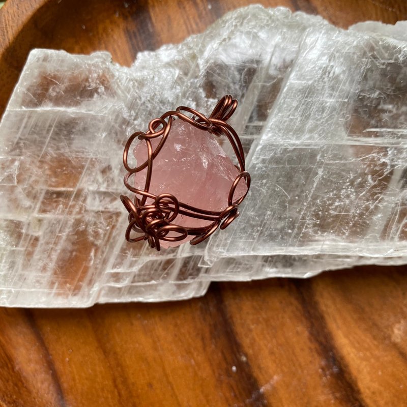 爱存在心中 粉晶 可下单同款式不同粉晶裸石制作 - 项链 - 半宝石 