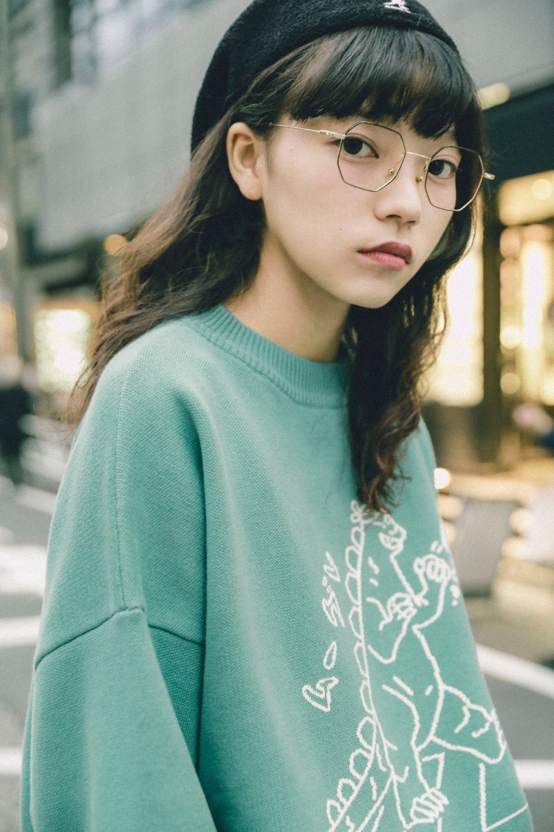 【牛稠交通局】哥斯拉吃路牌 情侣针织卫衣 - 女装上衣 - 棉 