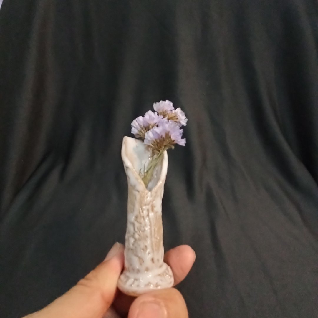 插香瓶小花瓶扩香瓶花器 - 香薰/精油/线香 - 陶 白色