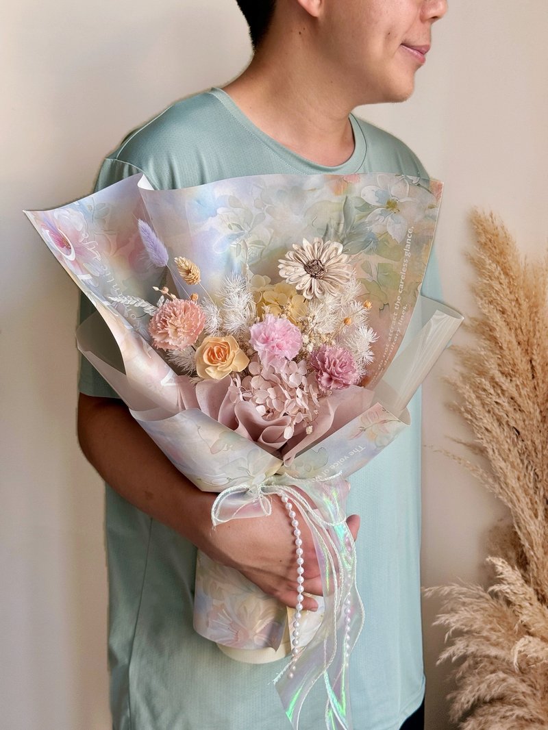 少女 母亲节花束 永生康乃馨花束 - 干燥花/捧花 - 植物．花 多色