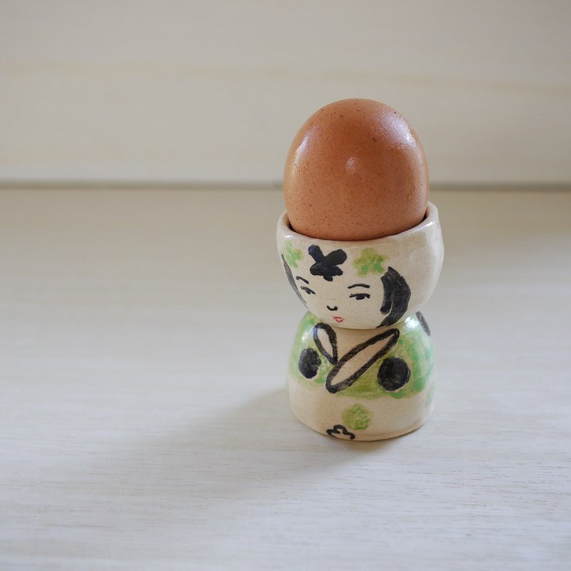 緑の着物のエッグスタンド - 碗 - 陶 绿色