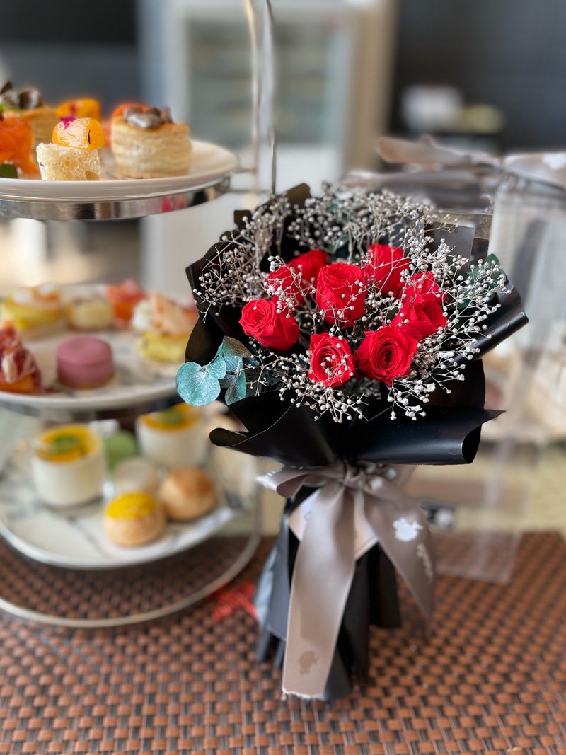 可寄台湾 红色 迷你 9 枝 玫瑰花 保鲜花束 永生花束 不凋花束 - 干燥花/捧花 - 其他材质 红色