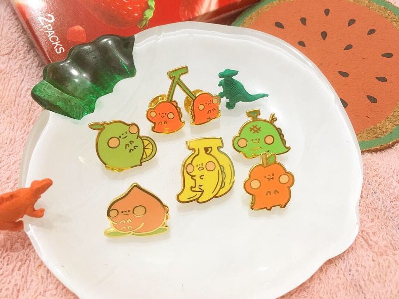 狗狗夹星 / 原创金属徽章 / 水果恐龙 - 胸针 - 其他金属 