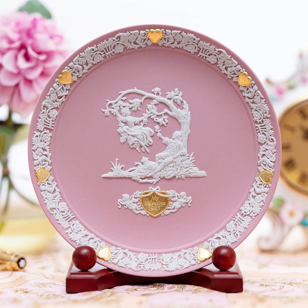 Wedgwood 真爱金心情人节1983纪念盘  爱与工艺的璀璨颂歌 - 摆饰 - 瓷 