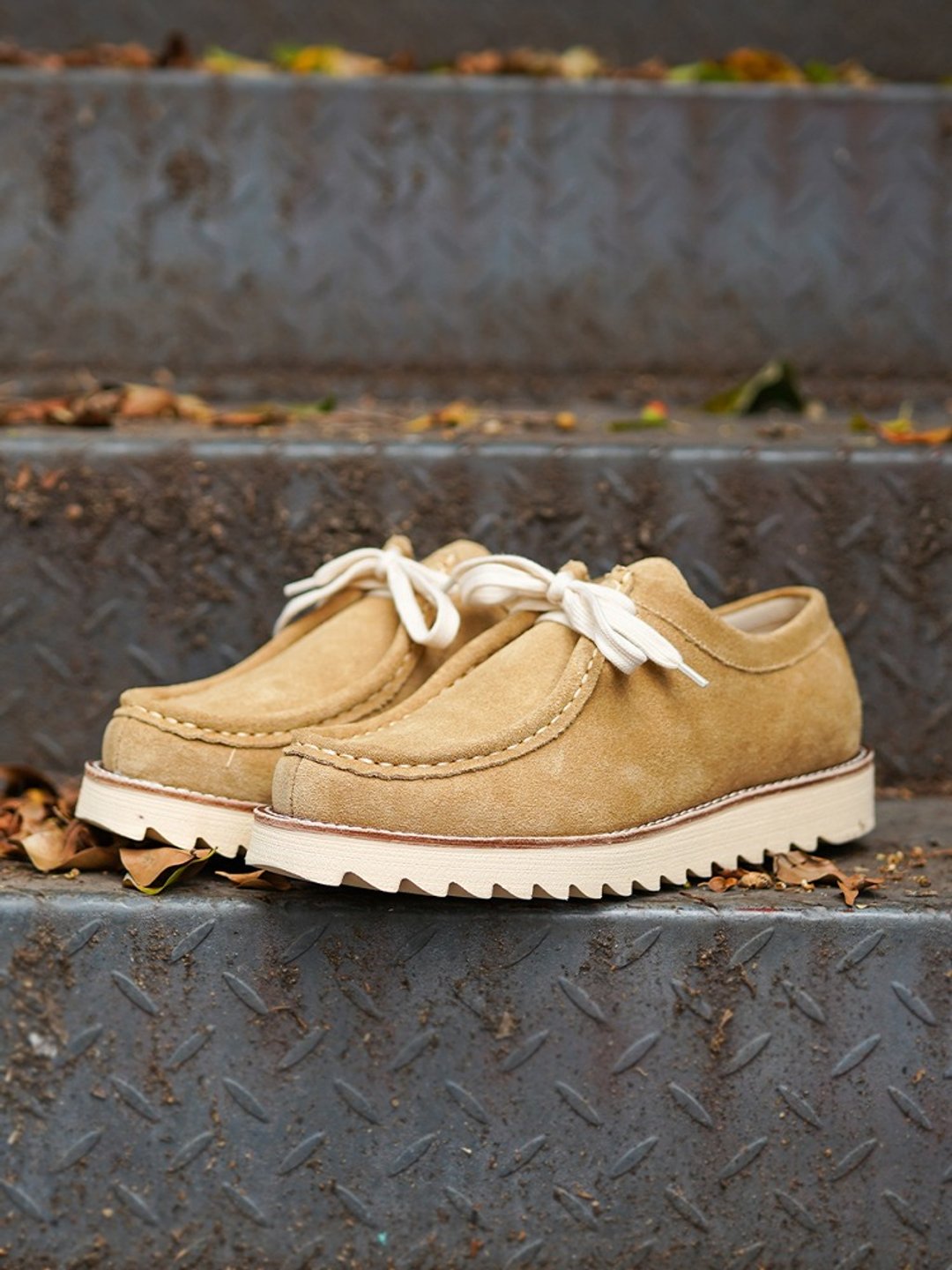 WALLABEE 夏季复古风低帮真皮袋鼠鞋 厚底休闲工装鞋 - 男款休闲鞋 - 其他材质 卡其色