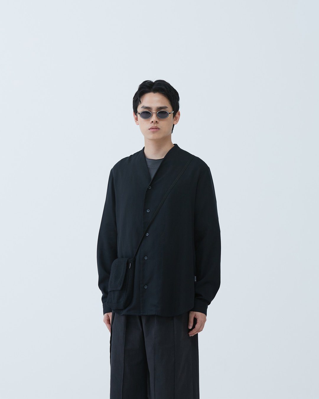 和式简约V领衬衫 Oriental V-Neck Shirt - 男装衬衫 - 棉 黑色
