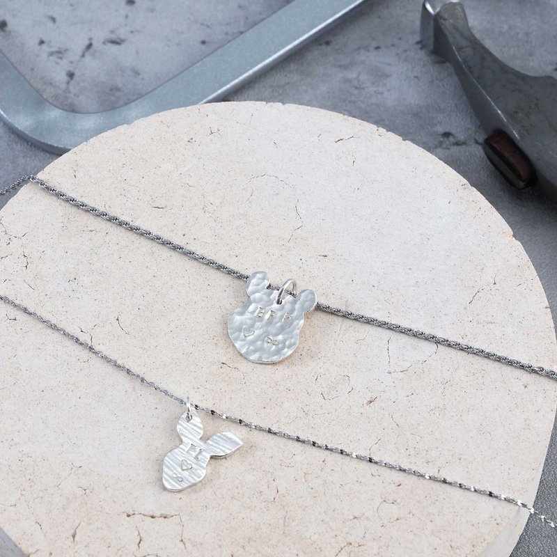 【金工课程预约】手作银饰-迪士尼锻敲坠饰(维尼&小猪)-文化币 - 金工/饰品 - 银 