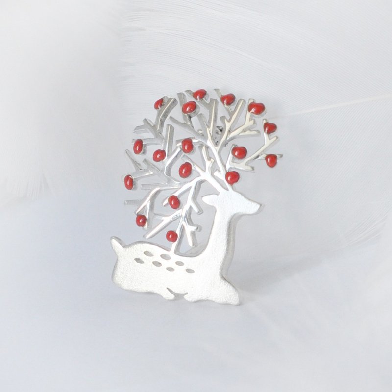 溪邊鹿 / 925純銀内填琺瑯胸針-給她的禮物 - 胸针 - 纯银 红色