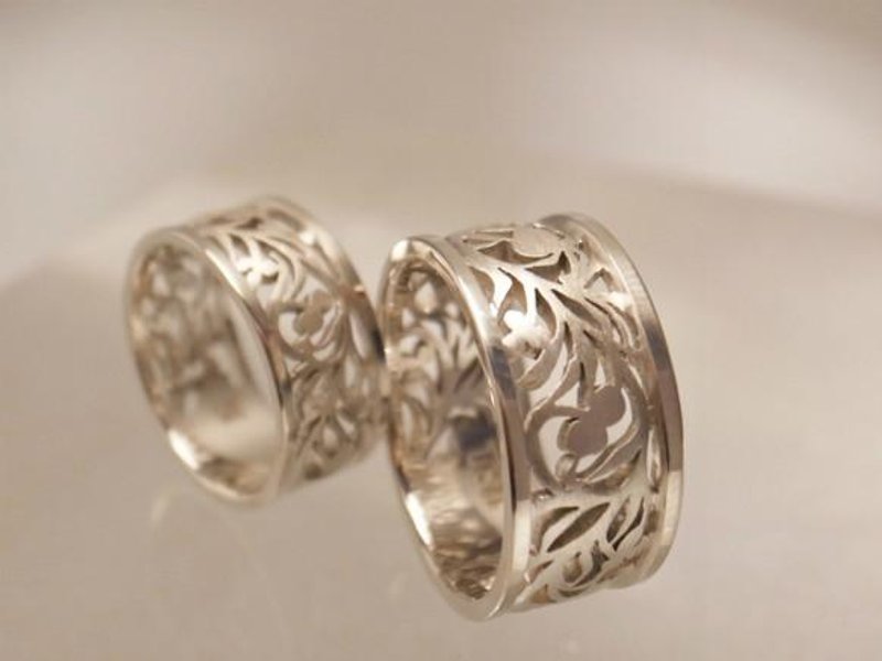 Renaissance openwork Silver ring with pomegranate, a symbol of prosperity (M) - 戒指 - 纯银 银色