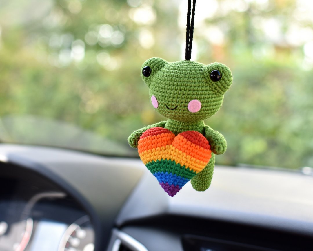 Pride plush frog / Rear view mirror accessory / Kawaii car accessory - 玩偶/公仔 - 棉 