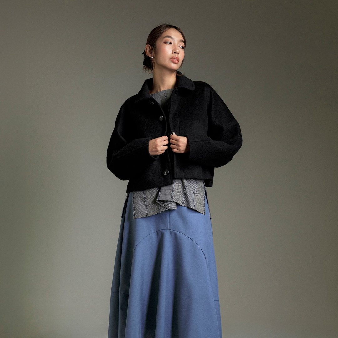 缓层圆领短版毛外套 - 女装休闲/机能外套 - 其他材质 黑色