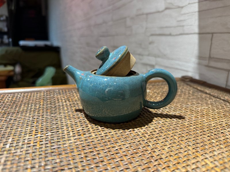 青绿色内盖茶壶 - 茶具/茶杯 - 陶 绿色