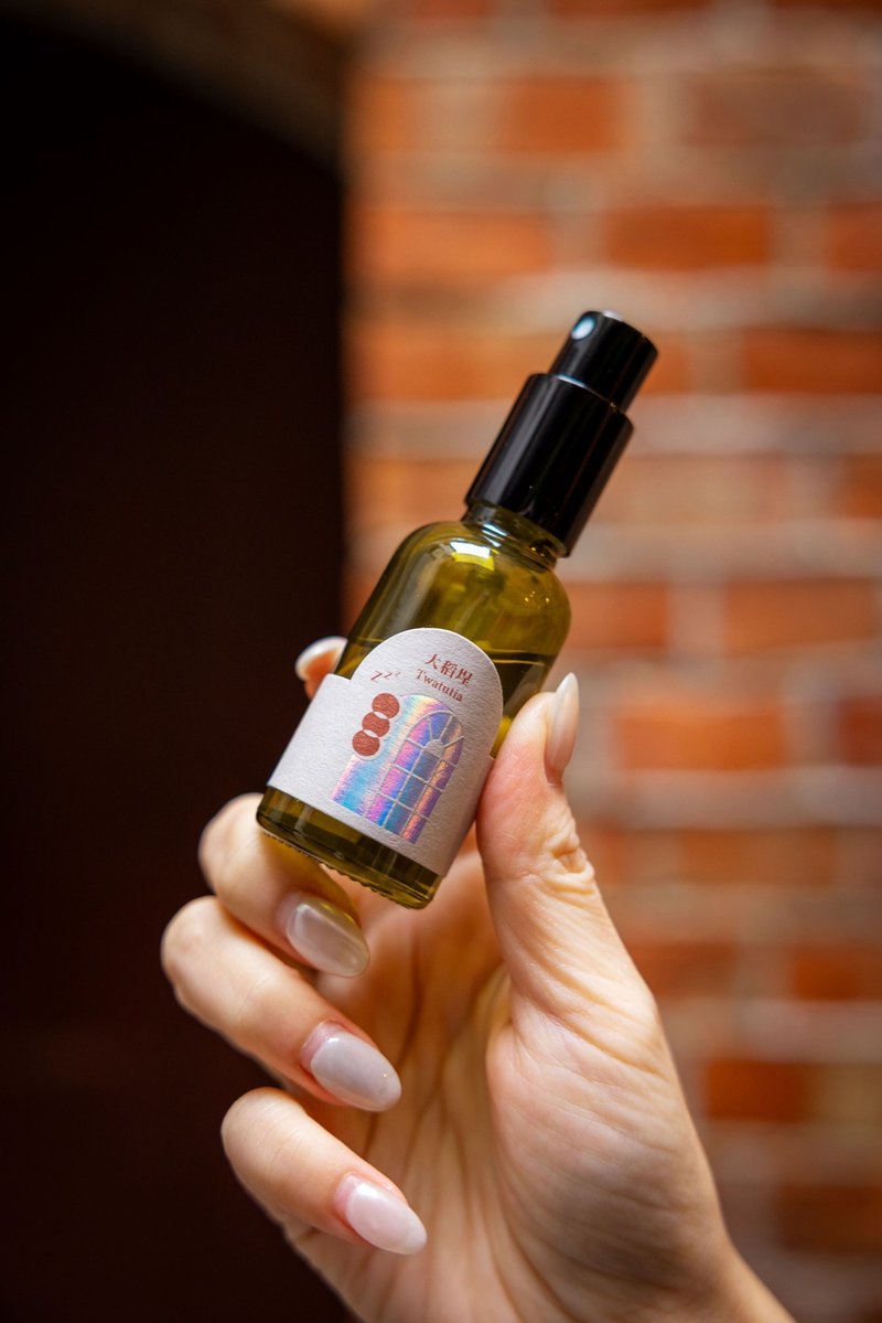 P.Seven 梦游台湾 枕香喷雾 大稻埕 Twatutia - 蜡烛/烛台 - 玻璃 