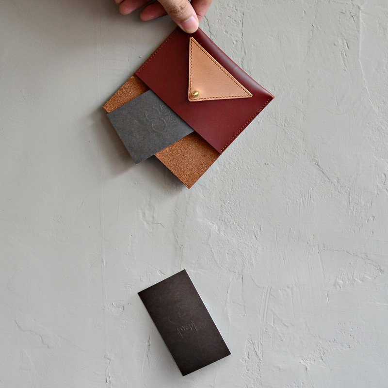 【梅子饭团餐盒】牛皮名片夹 皮革卡夹 悠游卡夹 红棕色牛皮拼接 - 名片夹/名片盒 - 真皮 咖啡色