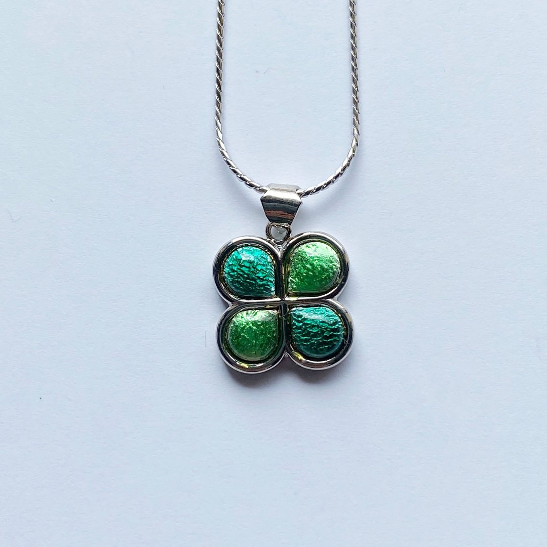 Clover [Leaf Green] Cloisonne pendant Sterling silver cloisonne - 项链 - 其他材质 绿色