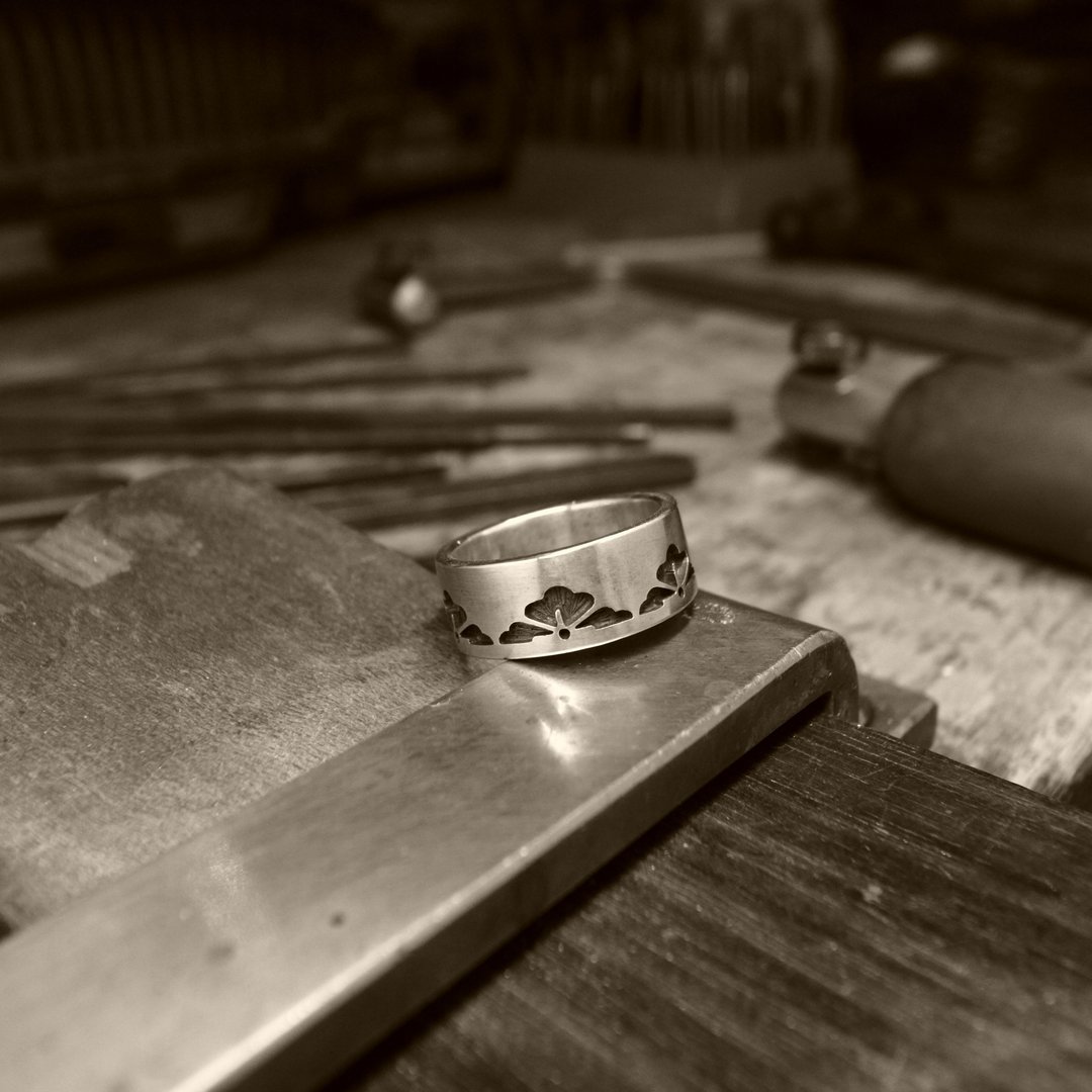 [Yotsu Hanabishi] Only one item Japanese ring Japanese pattern Overlay Silver Traditional pattern - 戒指 - 纯银 银色