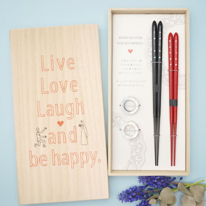 Hyosaemon 筷子/筷架套装 幸福婚礼 星之雫 礼物套装，内含 2 双筷子和 2 个筷架，装在桐木盒中。 - 筷子/筷架 - 木头 