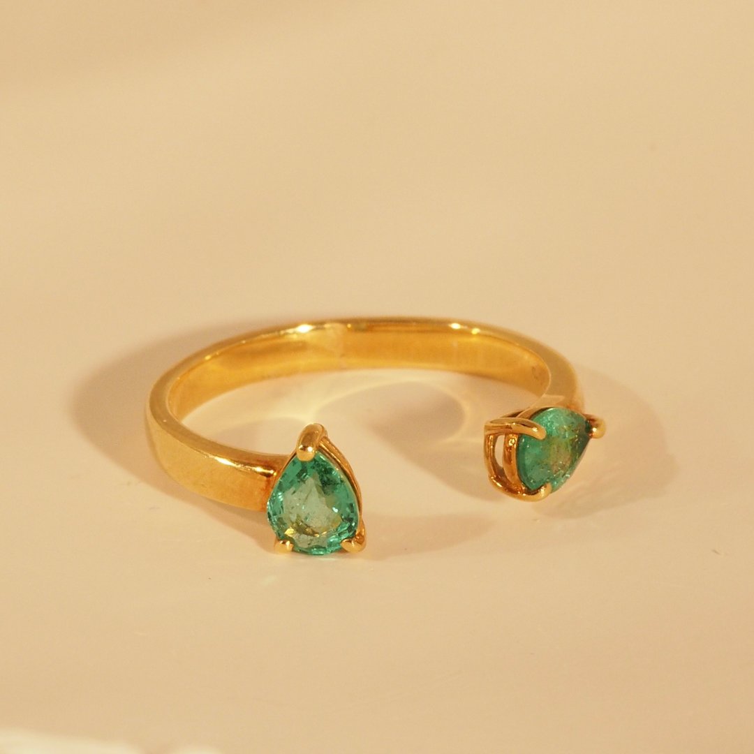 18K金祖母绿梨型戒指 18K Gold Emerald Pear Ring - 戒指 - 贵金属 
