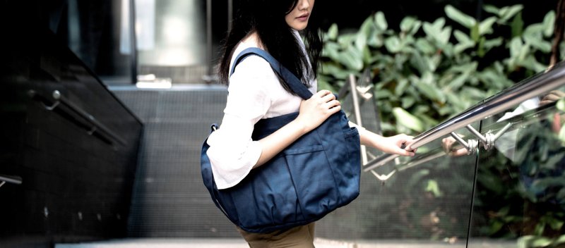 妈咪宝宝单肩包 帆布斜挎包 斜背包  旅行包  no.13安娜 海军蓝 - 侧背包/斜挎包 - 棉．麻 