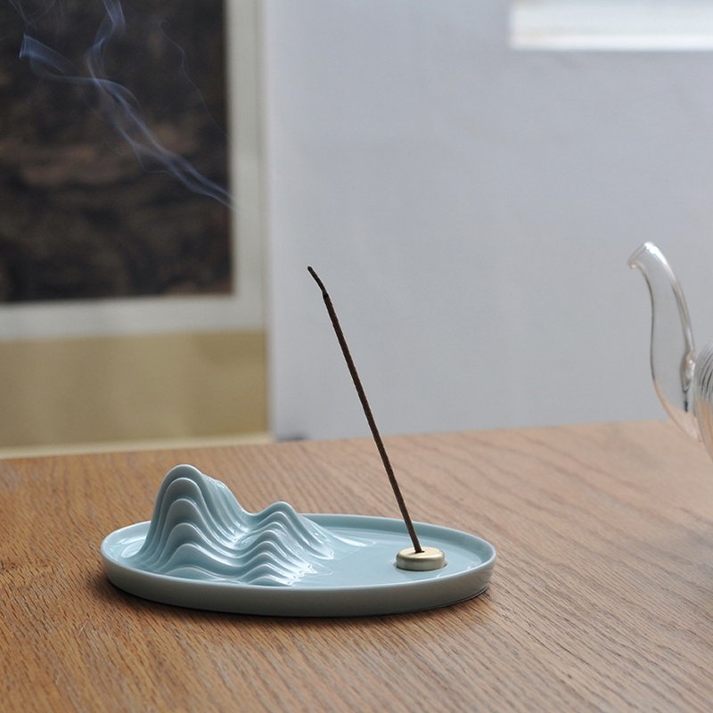 青山上  陶瓷线香香插香座香托香薰炉茶台摆件文创礼品原创设计 - 香薰/精油/线香 - 陶 