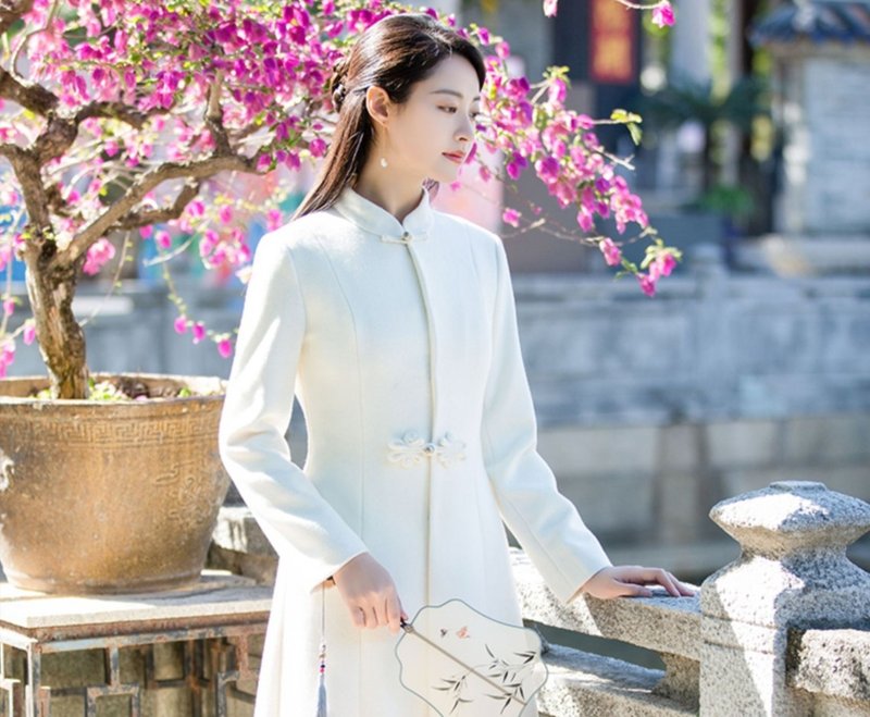 新中式 冬款禅意白色澳毛呢子大衣对襟修身长款复古仙气外套 - 女装上衣 - 羊毛 白色