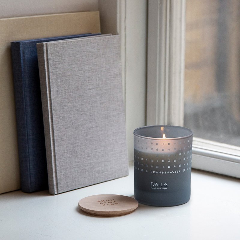 Skandinavisk ∣ 香氛蜡烛 200g - FJÅLL 自由漫步 - 蜡烛/烛台 - 其他材质 
