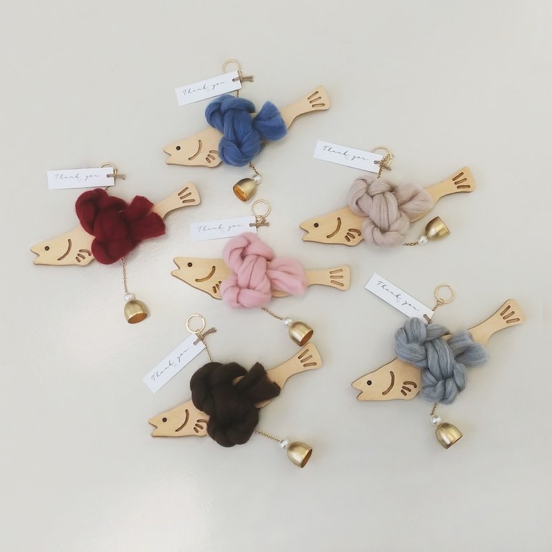 新婚夫妇家居礼品公寓摆件招财鱼圣诞礼盒套装24厘米 - 摆饰 - 木头 粉红色