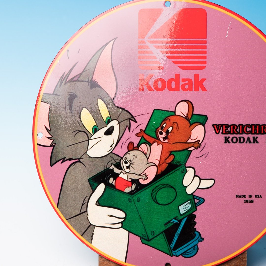 桑惠商号 KODAK柯达 X Disney 1958s 汤姆猫杰利鼠古董珐琅铁牌 - 摆饰 - 珐琅 多色