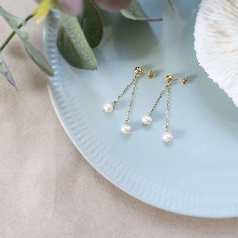 14kgf 注金 淡水珍珠 可调节 耳环 气质 轻珠宝 Hortensia 荷冬希 - 耳环/耳夹 - 珍珠 金色