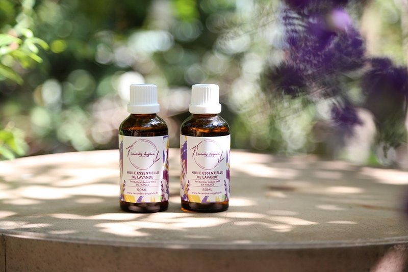 真正薰衣草精油-50ml - 香薰/精油/线香 - 玻璃 紫色