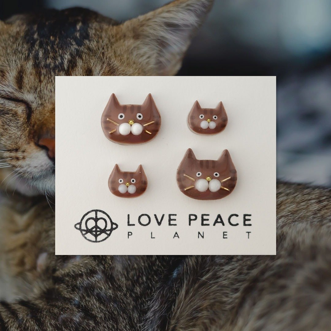 猫猫好朋友耳环 | 虎斑 - 耳环/耳夹 - 树脂 咖啡色