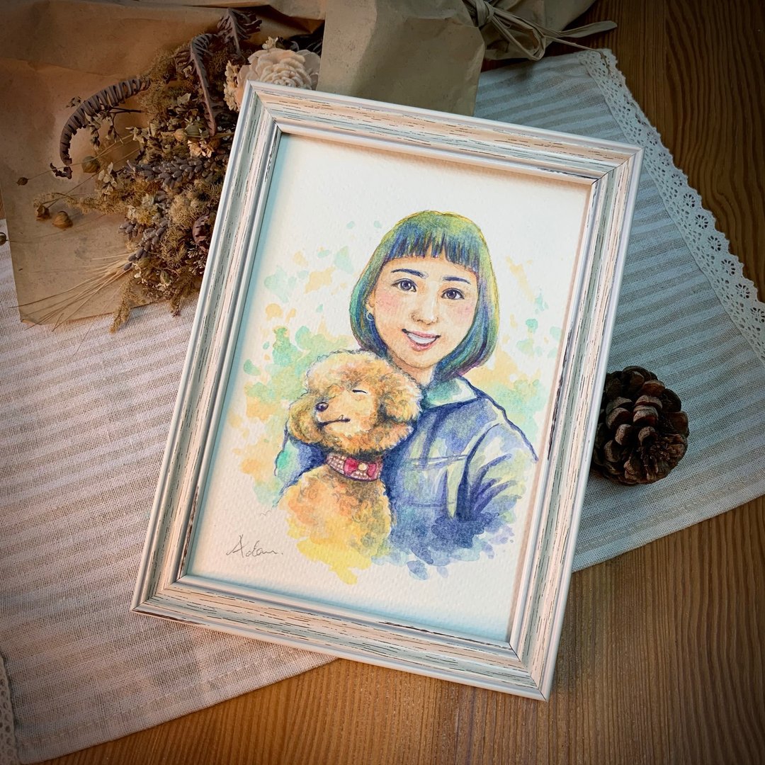 水彩风格似颜绘 – 毛孩与我。定制化人像 / 宠物 含画框 1人1宠 - 海报/装饰画/版画 - 纸 白色