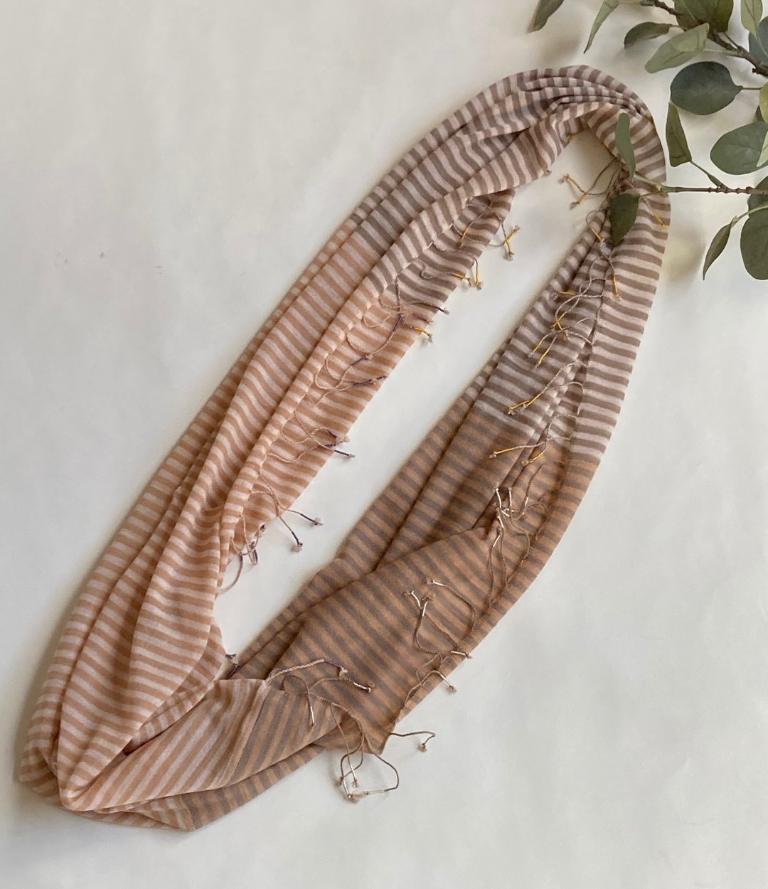 Multi colors border snood - 丝巾 - 羊毛 卡其色