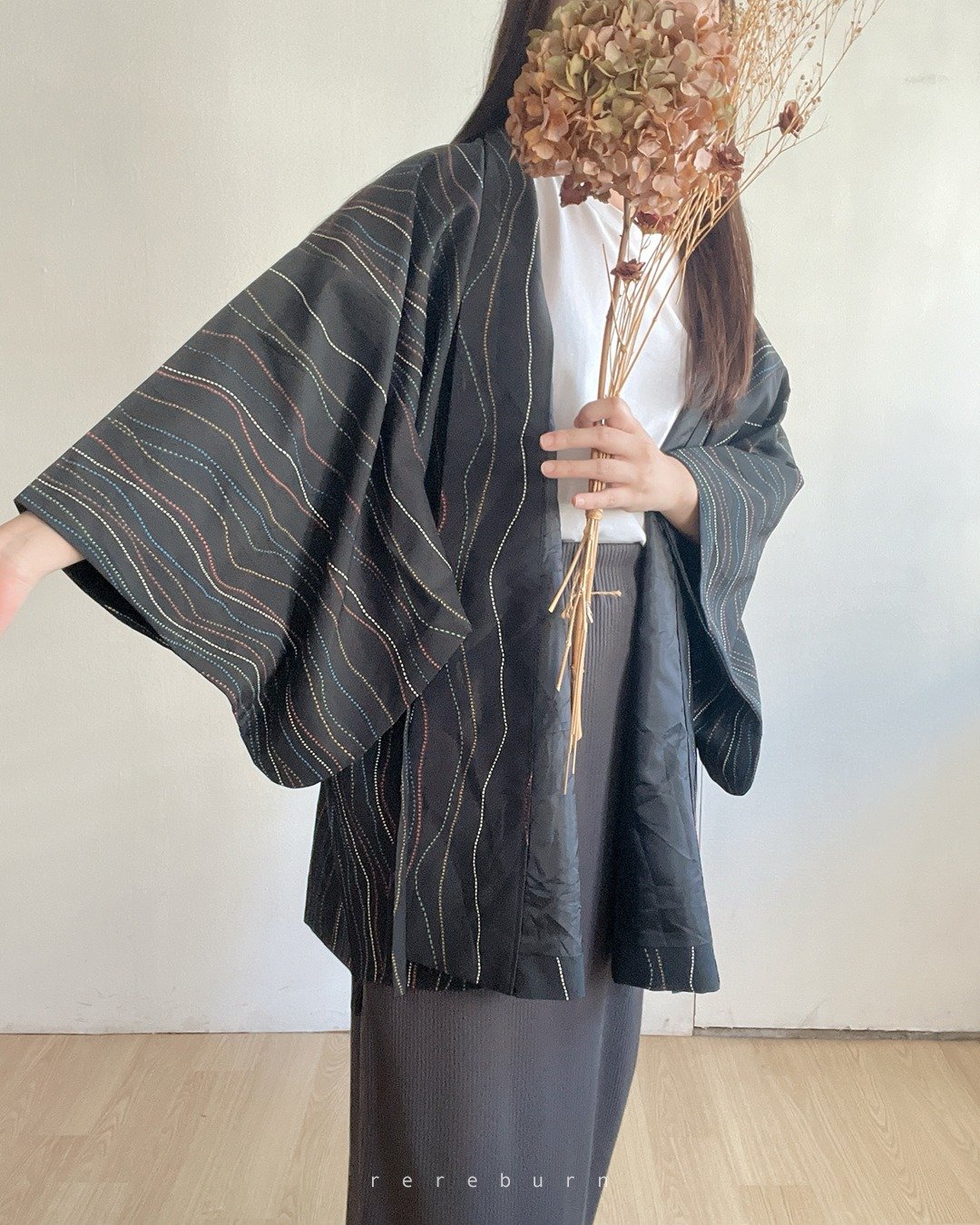 日本制和风印花黑色古着羽织道中着和服外套 - 女装休闲/机能外套 - 聚酯纤维 黑色