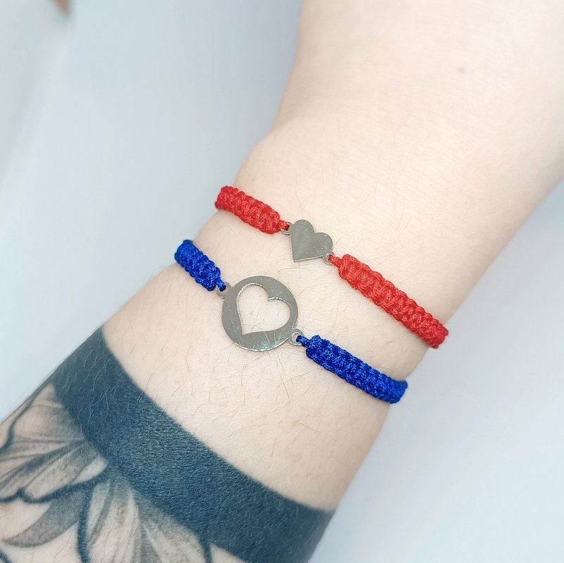 成对的红蓝编织心形手链，献给朋友与爱人 - 手链/手环 - 尼龙 多色