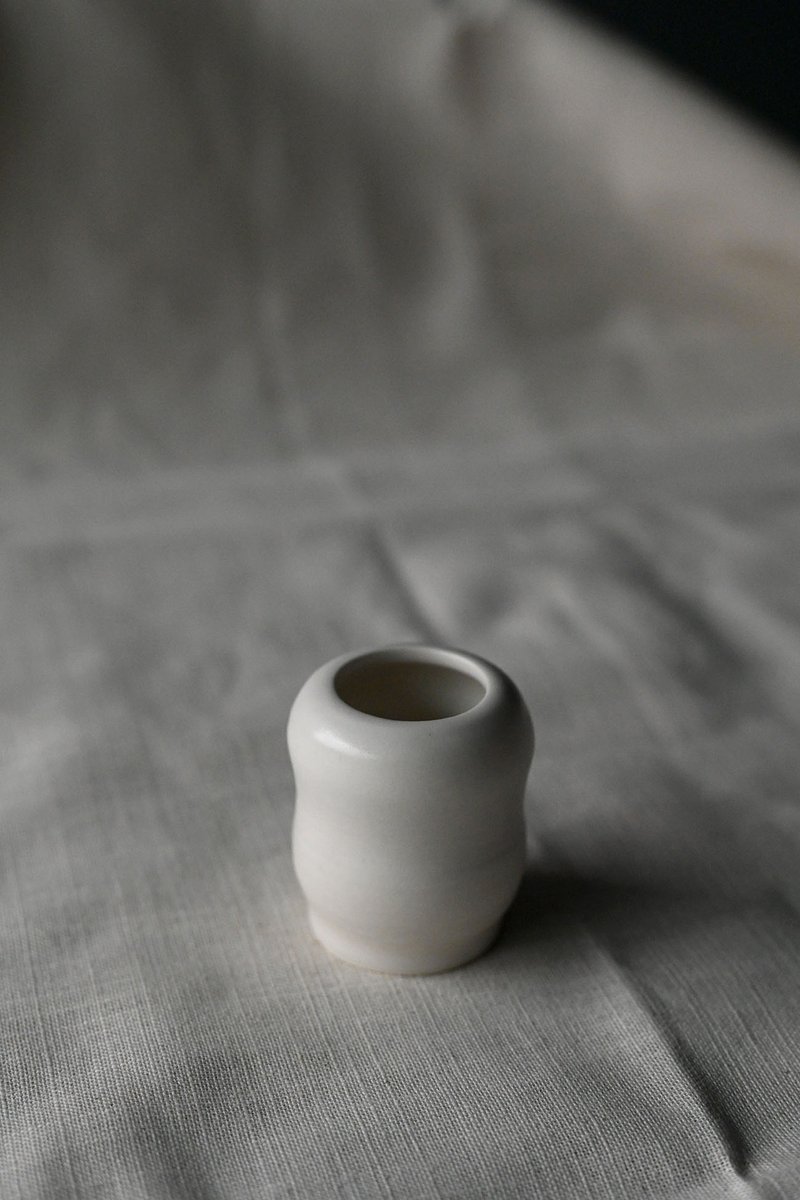 思绪的路径 / 小花瓶 / D - 花瓶/陶器 - 陶 