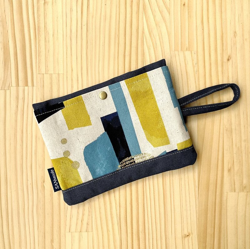 帆布收纳包/万用包/随身包/化妆包 - 化妆包/杂物包 - 棉．麻 咖啡色