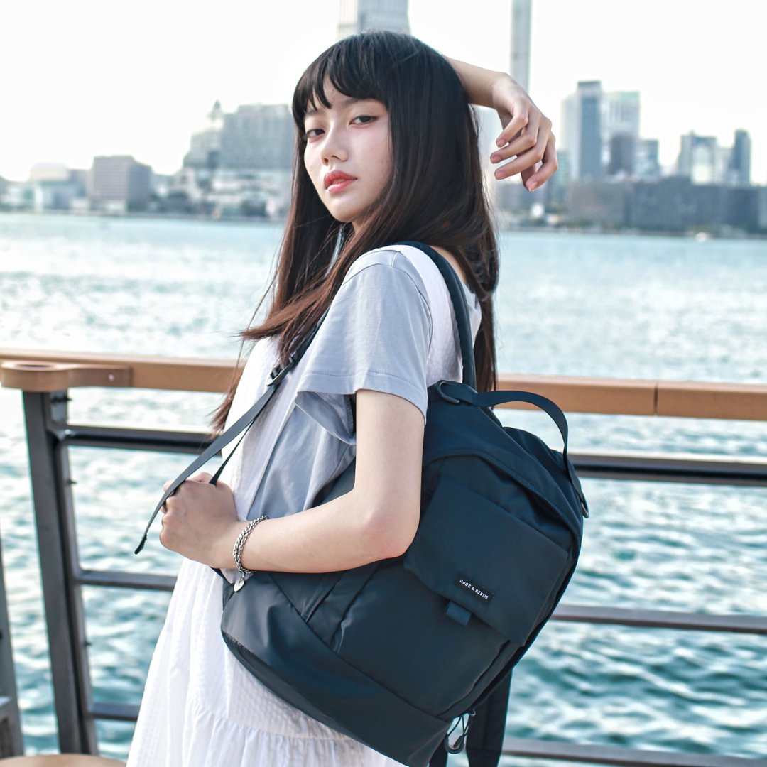 【出清】旅游 超轻 防泼水 后背包 书包 电脑包 女生 Gemini - 后背包/双肩包 - 尼龙 多色