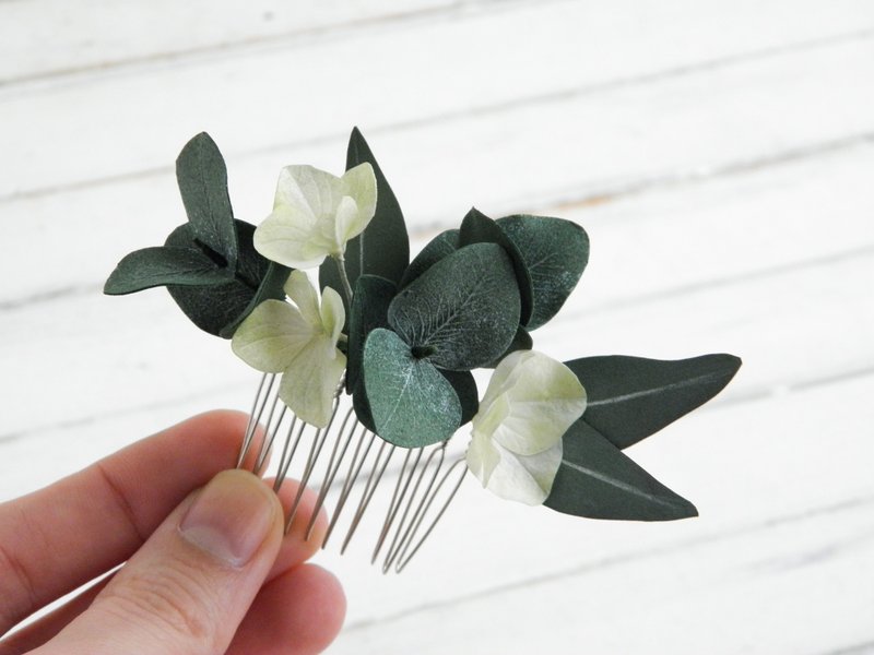 Wedding flower hair comb Eucalyptus hair piece Flowers hair comb bride - 发饰 - 其他材质 绿色