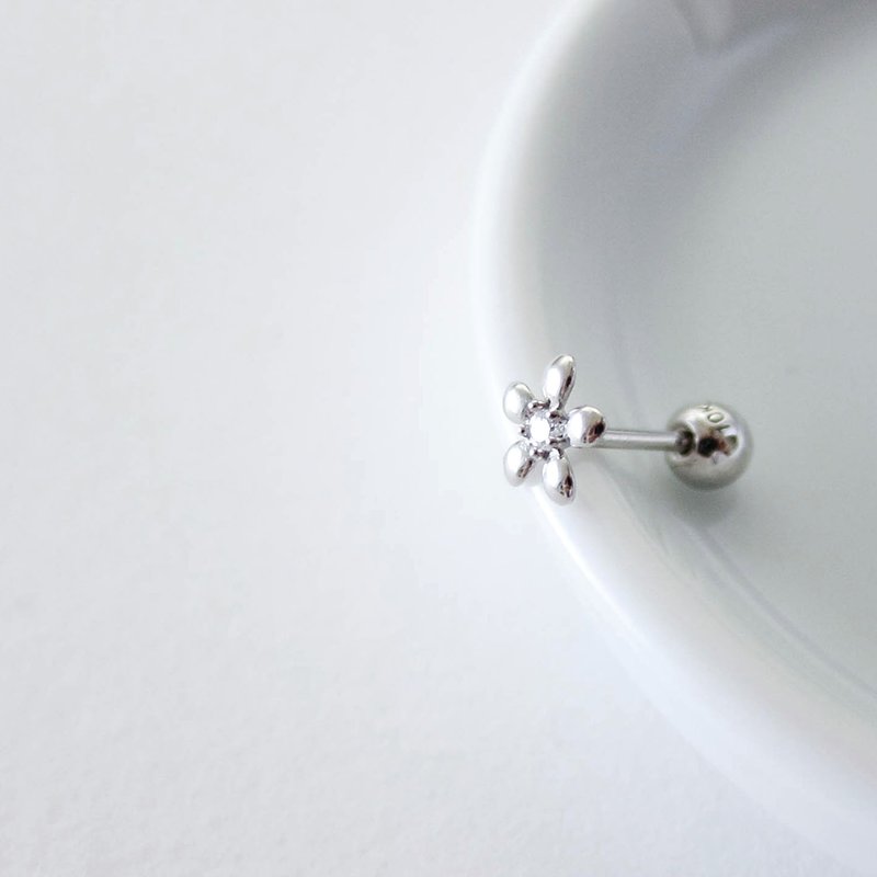 转珠 10K 天然钻石 小花钻石耳环 锁珠耳环 可戴洗澡 - 耳环/耳夹 - 贵金属 