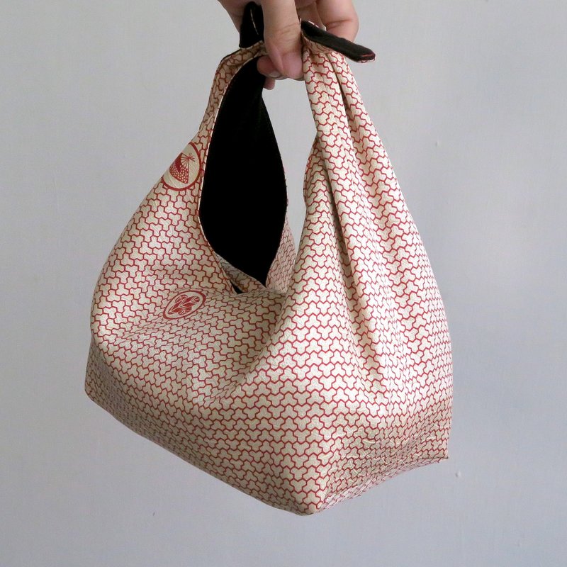 双面多用便当袋 | 日本和服蚕丝 x 台湾棉麻 - 便当盒/饭盒 - 丝．绢 黑色