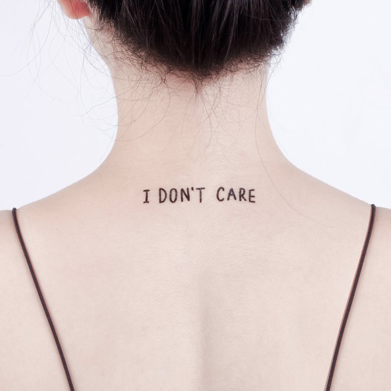 刺青纹身贴纸 / 我不在乎 Surprise Tattoos - 纹身贴 - 纸 黑色