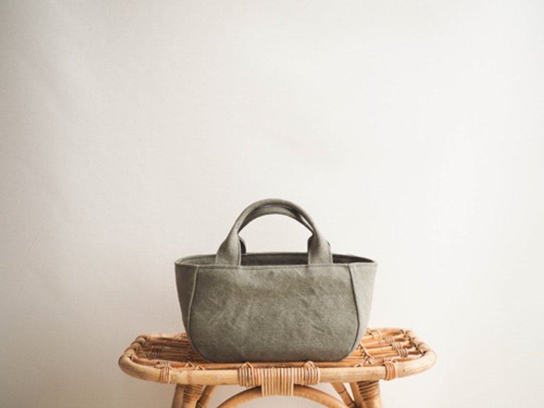 Made-to-order [MILITARY TWILL] Round tote with lid S Moss green - 手提包/手提袋 - 棉 卡其色